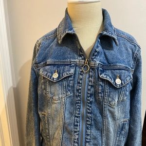 Hollister medium wash with zipper Jean jacket~Size medium